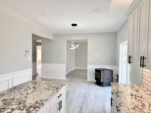 Entry Way - 1212 Falls Rd, Bushkill, PA 18324 photo 1 of 2