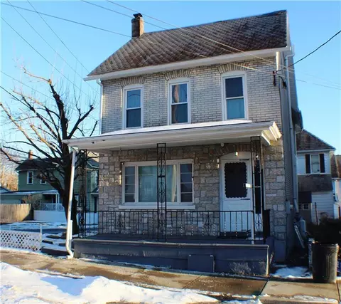 404 George St, Pen Argyl, PA 18072