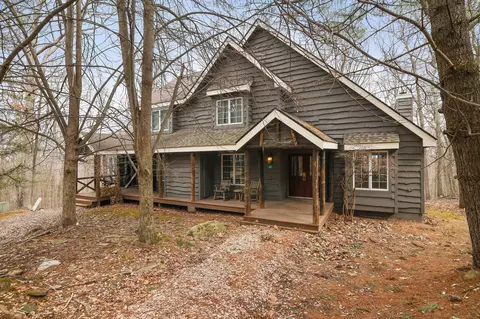 61 Midway, Lake Harmony, PA 18624