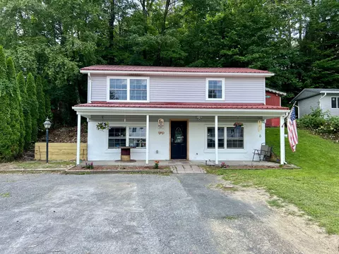349 Icehouse Ln, Saylorsburg, PA 18353