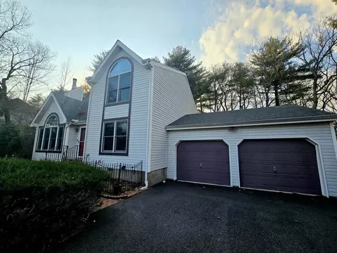122 Water Tower Cir, East Stroudsburg, PA 18301