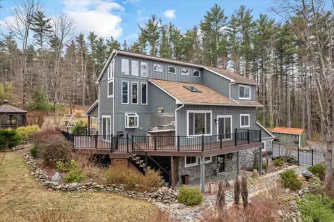 104 Ice House Ct, Stroudsburg, PA 18360