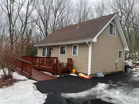113 Candy Ct, Stroudsburg, PA 18360