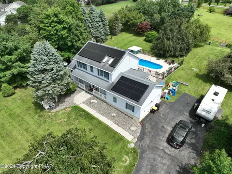 2577 Highland Cir, Stroudsburg, PA 18360