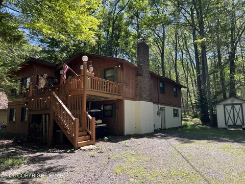 1755 Stag Run, Pocono Lake, PA 18347