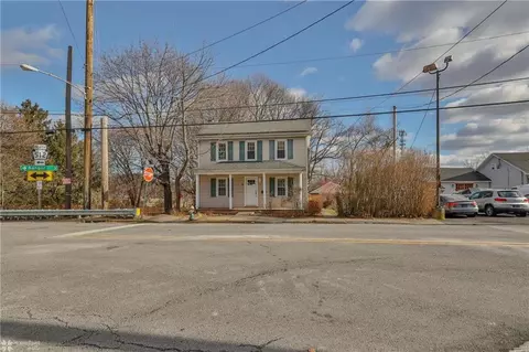 248 E Main St, Pen Argyl, PA 18072