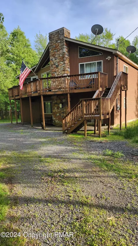 170 Poplar Pl, Blakeslee, PA 18610