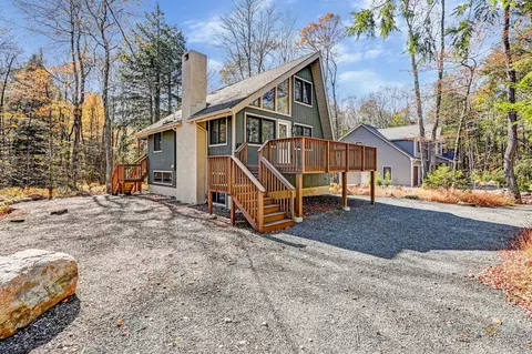 1153 Deer Trail Rd, Pocono Pines, PA 18350