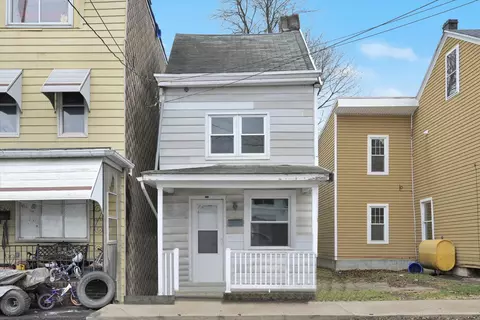 234 N Nicholas St, Saint Clair, PA 17970