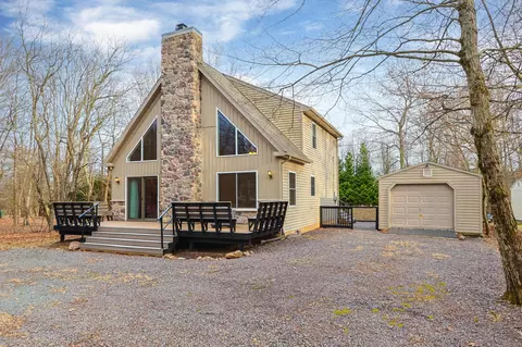 57 Bishop Cir, Albrightsville, PA 18210
