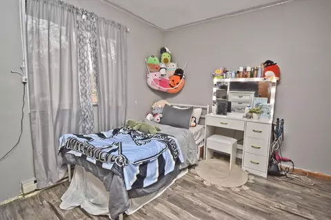 Bedroom - 1152 Lancaster Dr, Bushkill, PA 18324 photo 1 of 5