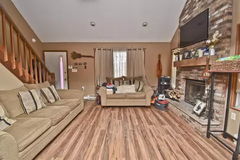 Living - 1152 Lancaster Dr, Bushkill, PA 18324 photo 1 of 1