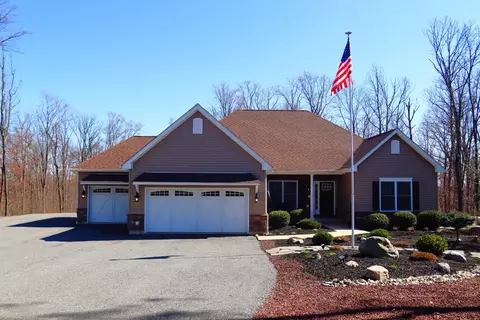 565 Ridge Rd, Bangor, PA 18013