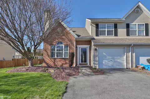 2293 Red Maple Dr, Coplay, PA 18037