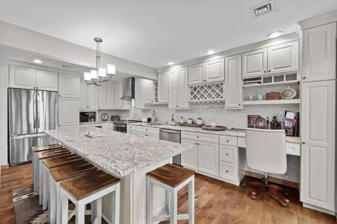 155 Pine Ct, Tannersville, PA 18372
