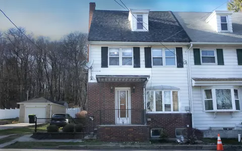 167 Weston Pl, Shenandoah, PA 17976