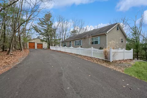 502 Wooddale Rd, East Stroudsburg, PA 18302