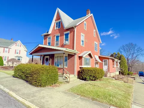 2203 Siegfried Ave, Northampton, PA 18067