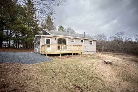 154 Elmwood Dr, Albrightsville, PA 18210