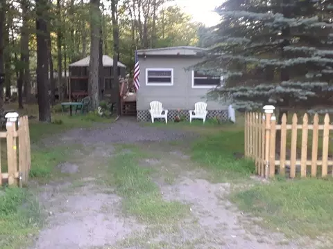 Wl6488 Cottontail Court, Covington Township, PA 18424