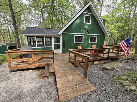 176 Fawn Rd, Pocono Lake, PA 18347