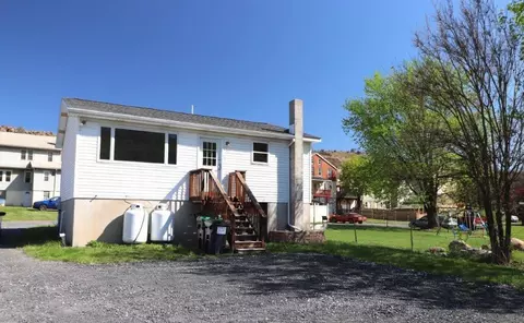 45 Moyer Pl, Palmerton, PA 18071