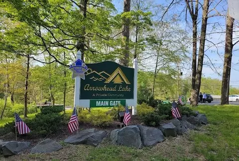 9-1505 15 Wyomissing Dr, Pocono Lake, PA 18347