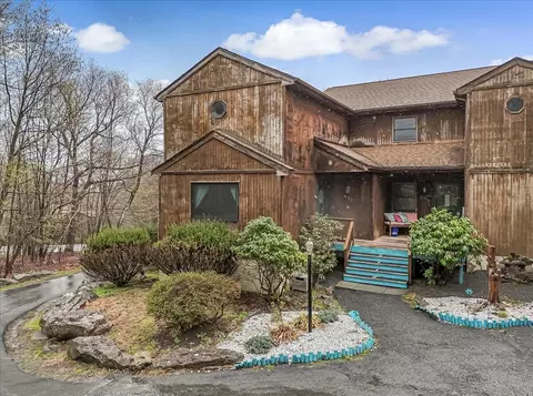 232 Image Dr, Scotrun, PA 18355 photo 7