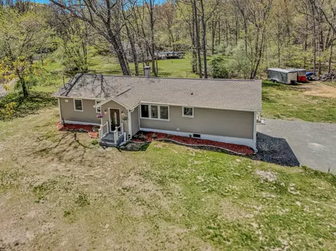 23 Primrose Dr, East Stroudsburg, PA 18302