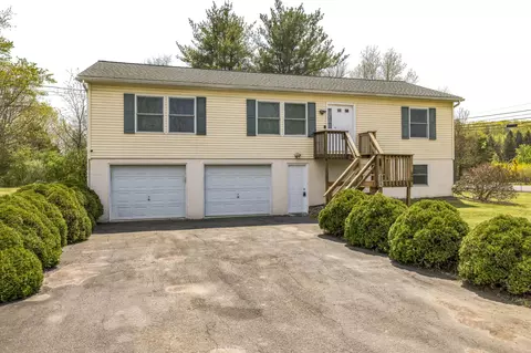 204 Weiss Rd, Stroudsburg, PA 18360
