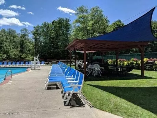  118 State Park Dr, Gouldsboro, PA 18424 photo 13