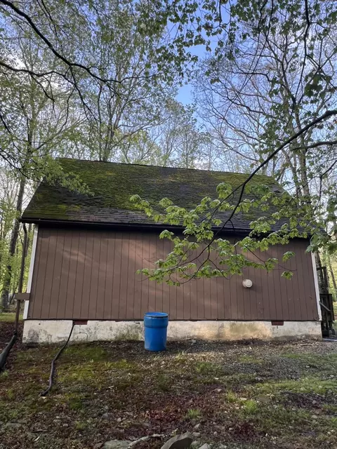 2111 Spring, Bushkill, PA 18324 photo 5