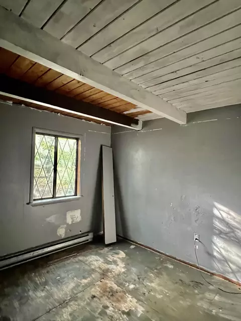 2111 Spring, Bushkill, PA 18324 photo 9