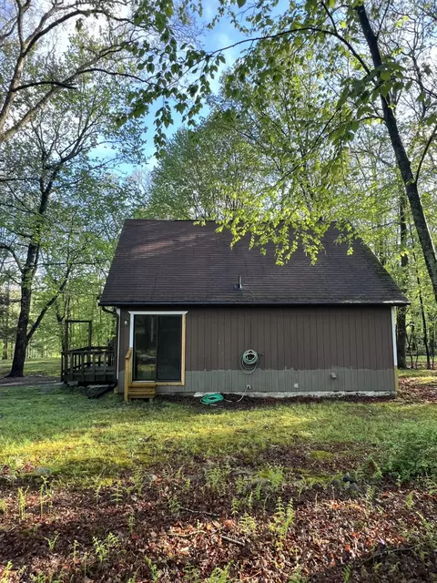 2111 Spring, Bushkill, PA 18324 photo 4