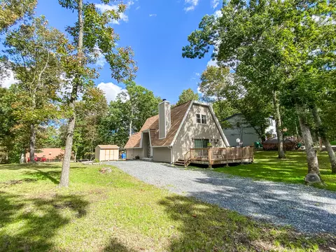 128 Lincoln Rd, East Stroudsburg, PA 18302