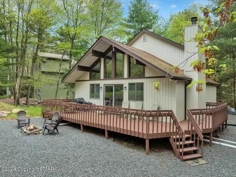 47 Lupine Dr, Lake Harmony, PA 18624