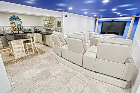 Kitchen - 1231 Oakside Dr, Bethlehem, PA 18017 photo 11 of 11