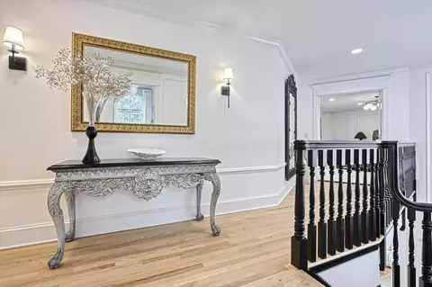 Entry Way - 1231 Oakside Dr, Bethlehem, PA 18017 photo 6 of 7