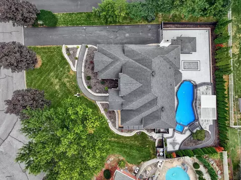 View/Area - 1231 Oakside Dr, Bethlehem, PA 18017 photo 4 of 4