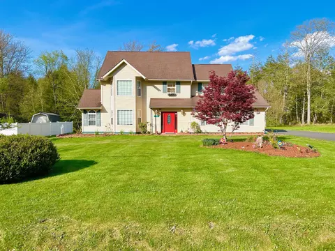 124 Cranberry Dr, Blakeslee, PA 18610