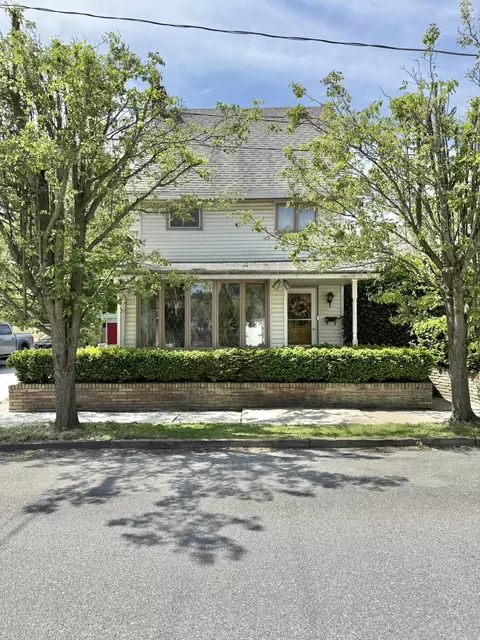 16 E 4th St, Jim Thorpe, PA 18229