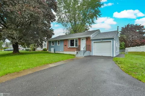 4306 Embur Ter, Easton, PA 18045