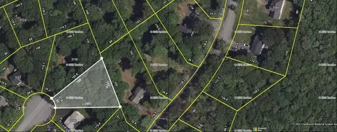 3116 Seneca Ln, Tobyhanna, PA 18466