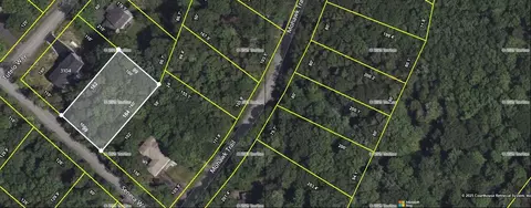 Seneca Way, Tobyhanna, PA 18466