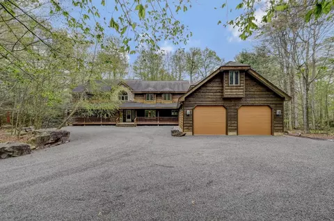 3110 Tall Timber Lake Rd, Pocono Pines, PA 18350