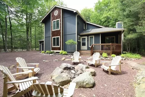 5515 Fox Run Rd, Pocono Pines, PA 18350