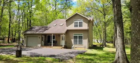 25 Byron Ln, Albrightsville, PA 18210