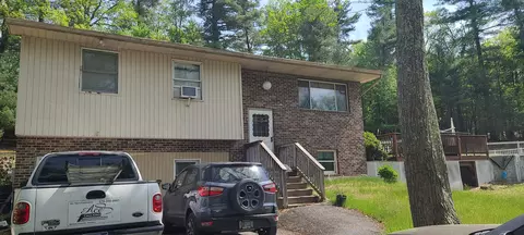 2542 Highview Dr, Brodheadsville, PA 18322