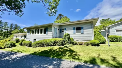2111 Lakeside Dr, Kunkletown, PA 18058