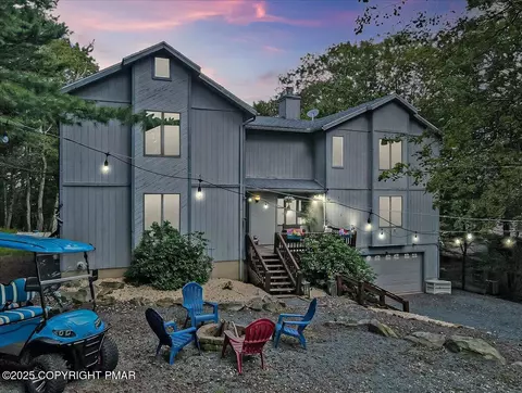 74 Split Rock Rd, Lake Harmony, PA 18624